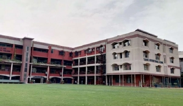 Featured Image of Schools Near Godrej Tiara